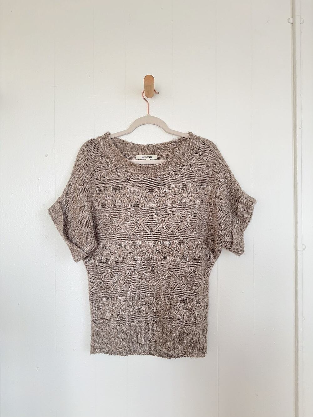 Forever 21 Heathered Oatmeal Chunky Cable Knit Dolman Cuffed Sleeve Sweater M